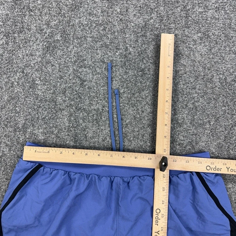 Under Armour Running Shorts Womens Medium Blue 3 Inseam HeatGear Lined Athletic